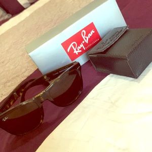 ***SOLD***RayBan Original Folding Wayfarer